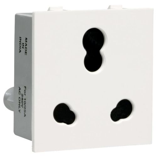 Crabtree Thames 10 A / 16 A Shuttered Socket Heavy Duty