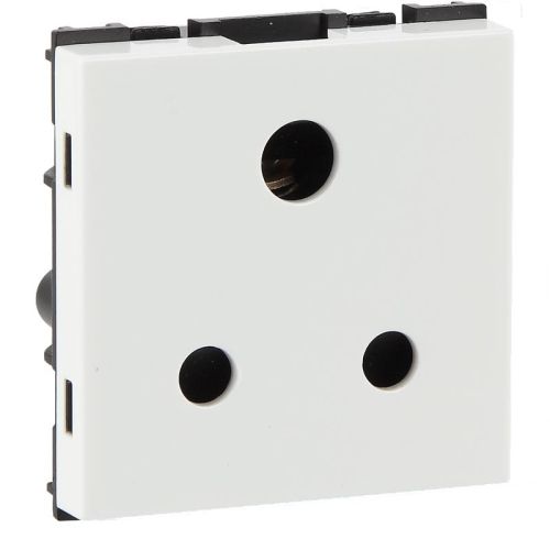 Havells Fabio 6 A 3 Pin Shuttered Socket